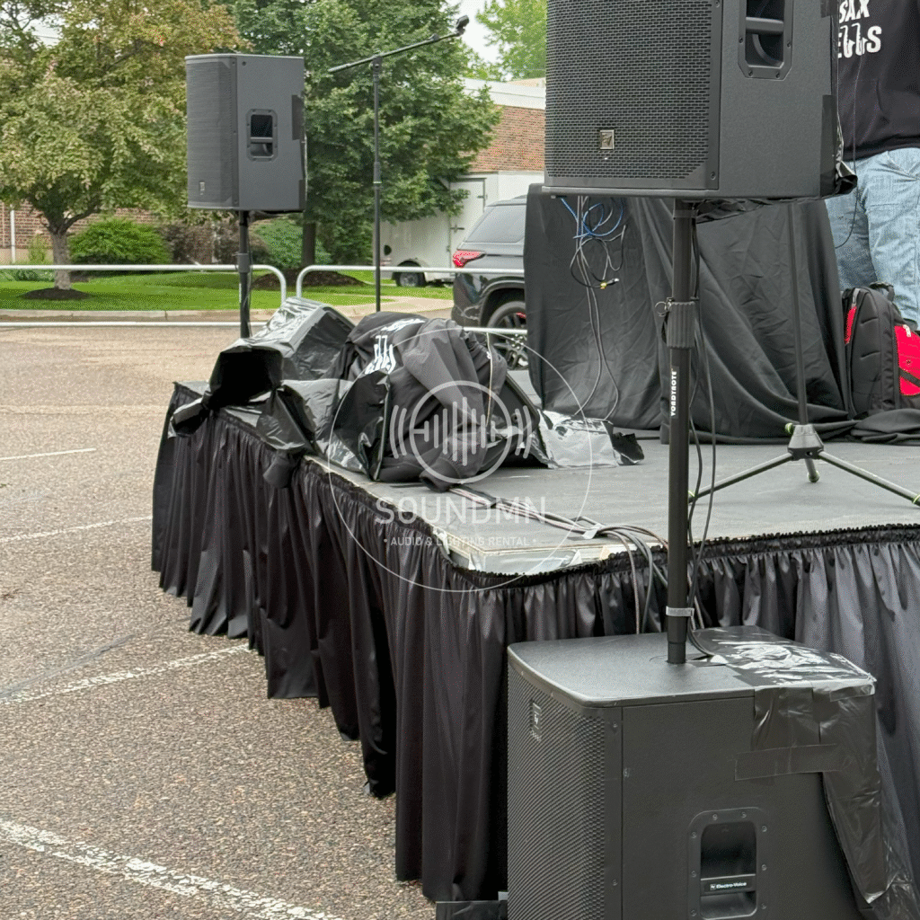 Medium event sound and lighting rental package Minnesota – professional audio and lighting for parties and weddings